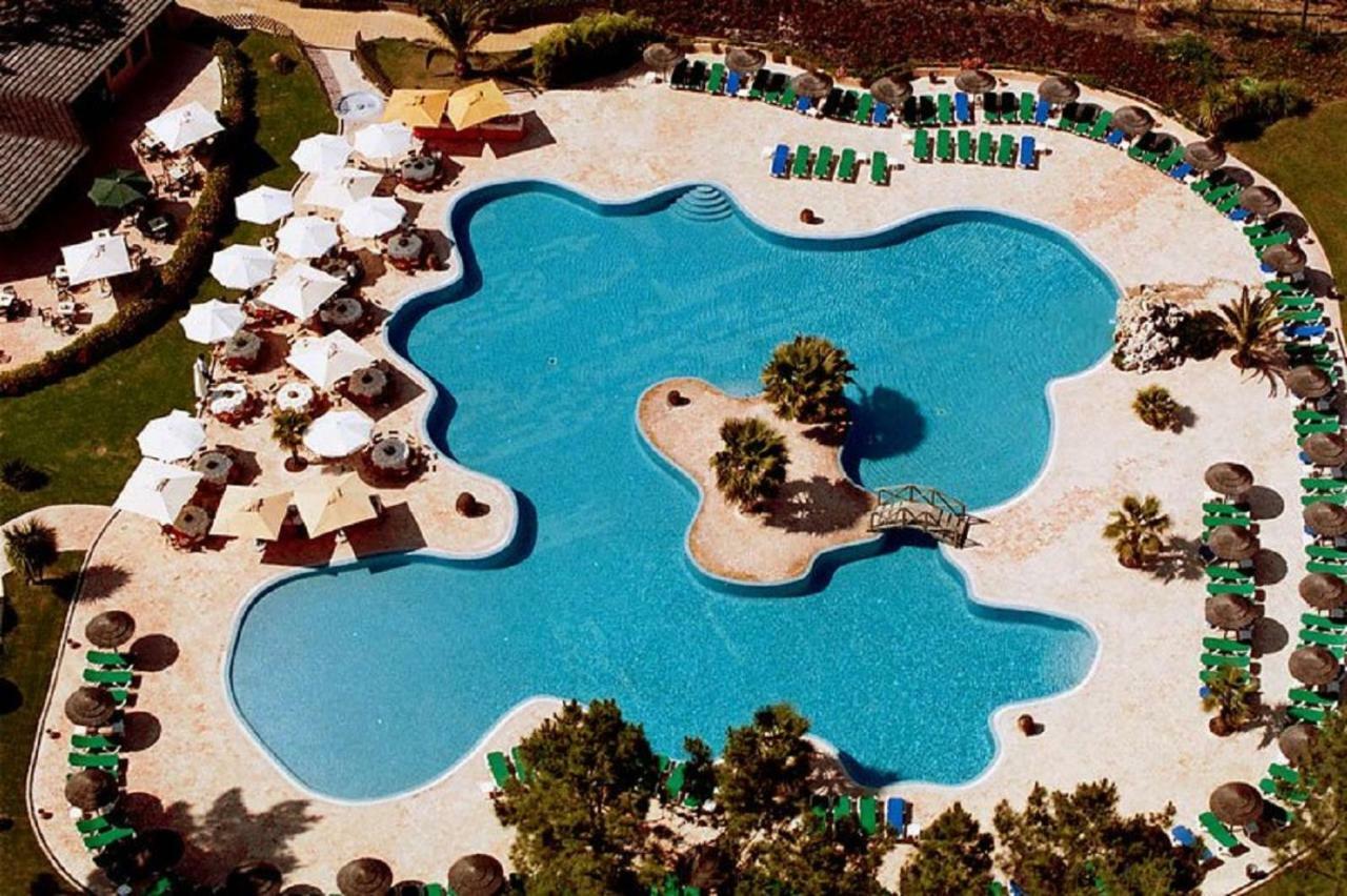 Dolphin Aroeira Beach Villa Charneca  Exteriör bild
